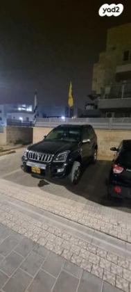 טויוטה לנד קרוזר קצר 4X4 Luxury אוט' דיזל 3.0 (173 כ''ס) דיזל 2007 למכירה בראשון לציון