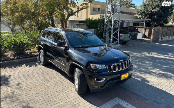 ג'יפ / Jeep גרנד צ'ירוקי 4X4 Laredo + SR אוט' 3.6 (282 כ''ס) בנזין 2017 למכירה במודיעין מכבים רעות