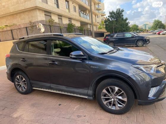 טויוטה RAV4 הייבריד Premium הייבריד אוט' 2.5 (155 כ''ס) בנזין 2017 למכירה בהרצליה