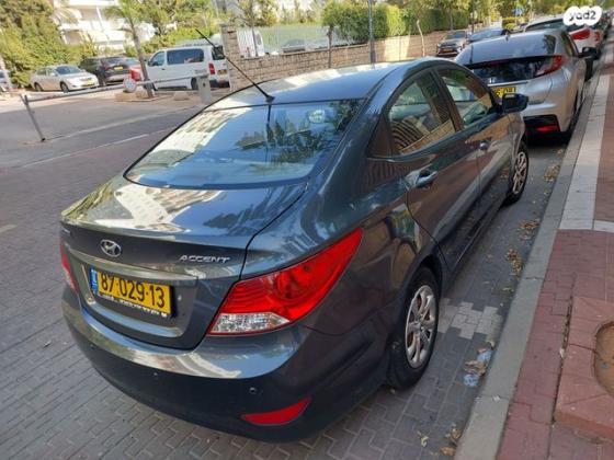 יונדאי i25 Inspire אוט' 1.6 (124 כ"ס) בנזין 2012 למכירה בראשון לציון