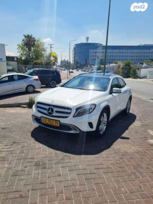 מרצדס GLA GLA200 Urban אוט' 1.6 (156 כ''ס) [2014-2017] בנזין 2014 למכירה באשדוד