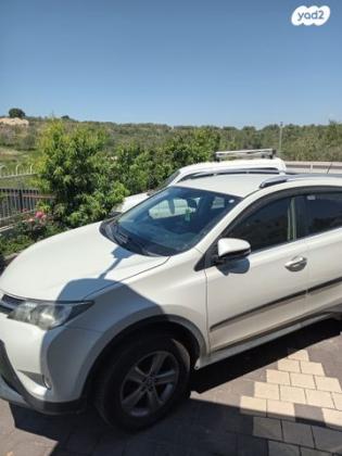 טויוטה RAV4 ארוך 4X4 Premium אוט' 2.0 (151 כ''ס) בנזין 2015 למכירה בערערה