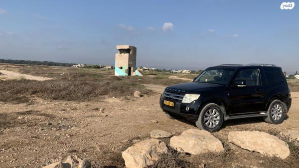 מיצובישי פג'רו קצר 4X4 Dakar אוט' דיזל 5 מק' 3.2 (200 כ"ס) דיזל 2010 למכירה בעכו