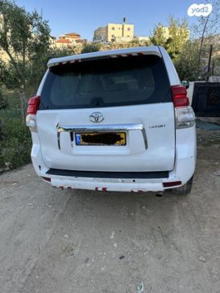 טויוטה לנד קרוזר ארוך 4X4 Luxury אוט' דיזל 7 מק' 3.0 (173 כ''ס) דיזל 2010 למכירה בערערה בנגב