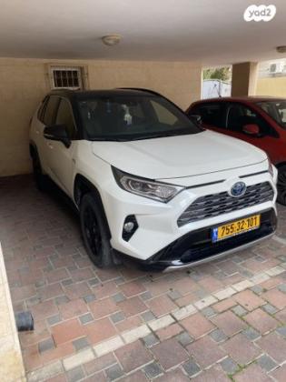 טויוטה RAV4 הייבריד E-motion Sky הייבריד אוט' 2.5 (178 כ''ס) בנזין 2019 למכירה בחיפה