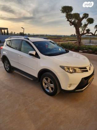 טויוטה RAV4 ארוך 4X4 Premium אוט' 2.0 (151 כ''ס) בנזין 2015 למכירה בעפולה