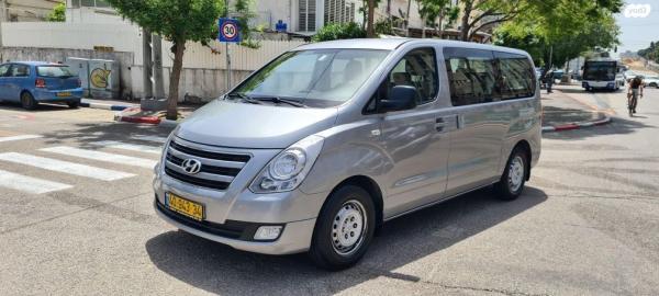 יונדאי i800 GL CRDI סגור אוט' דיזל 2.5 (170 כ''ס) דיזל 2015 למכירה בתל אביב יפו