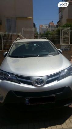 טויוטה RAV4 ארוך 4X4 GLI אוט' 2.0 (151 כ''ס) בנזין 2015 למכירה בחולון