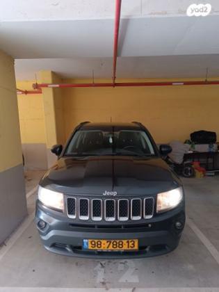 ג'יפ / Jeep קומפאס Sport אוט' 2.0 (154 כ''ס) בנזין 2012 למכירה בפתח תקווה