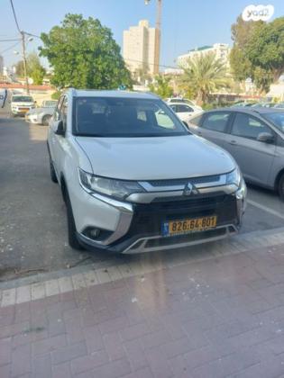 מיצובישי אאוטלנדר Instyle אוט' 7 מק' 2.0 (150 כ"ס) בנזין 2019 למכירה בבאר שבע