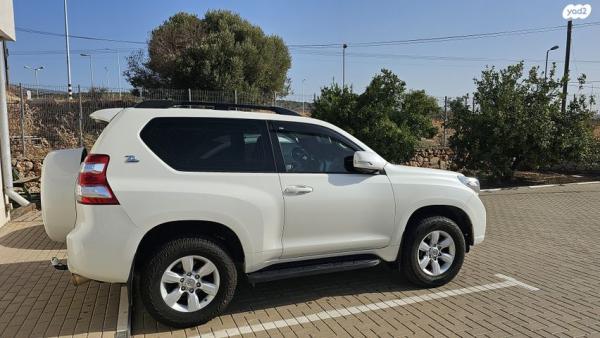 טויוטה לנד קרוזר קצר 4X4 Luxury אוט' דיזל 2.8 (177 כ"ס) דיזל 2016 למכירה בטבריה