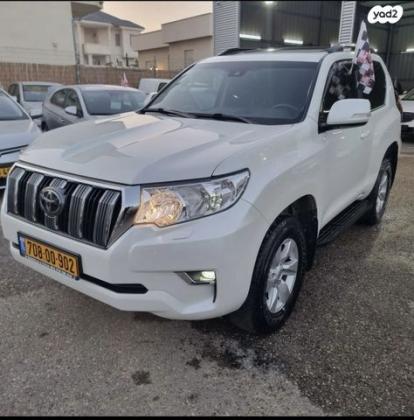 טויוטה לנד קרוזר קצר 4X4 Luxury SWB אוט' 3 דלתות דיזל 2.8 (204 כ''ס) דיזל 2021 למכירה בכפר קאסם