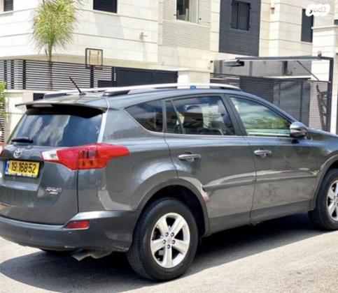 טויוטה RAV4 ארוך 4X4 Premium אוט' 2.0 (151 כ''ס) בנזין 2013 למכירה בירושלים