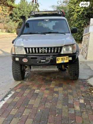 טויוטה לנד קרוזר פרדו קצר 4X4 STD אוט' דיזל 3.0 (125 כ''ס) דיזל 1999 למכירה בג'וליס