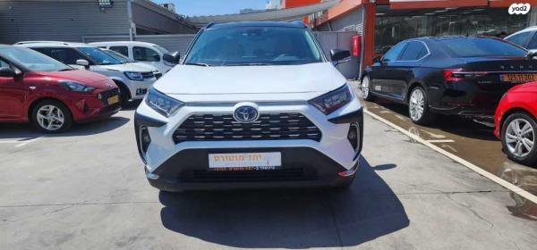 טויוטה RAV4 הייבריד LE הייבריד אוט' 2.5 (176 כ''ס) בנזין 2022 למכירה בראשון לציון