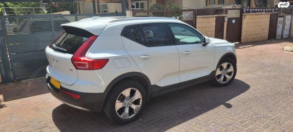 וולוו XC40 T4 Momentum Plus אוט' 2.0 (190 כ''ס) בנזין 2019 למכירה בקדימה צורן