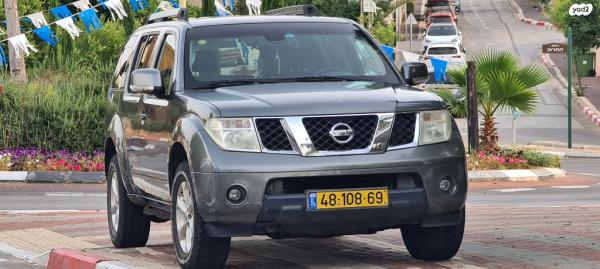 ניסאן פאת'פיינדר 4X4 SE אוט' דיזל 7 מק' 2.5 (171 כ''ס) דיזל 2009 למכירה בעץ אפרים