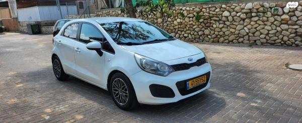 קיה ריו LX הצ'בק ידני דיזל 1.4 (90 כ"ס) דיזל 2013 למכירה בשדרות