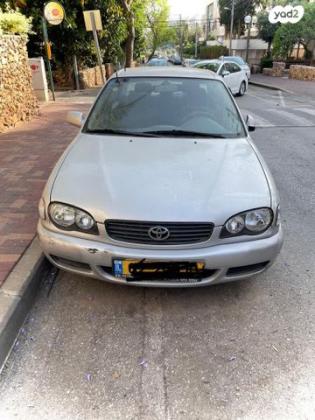 טויוטה קורולה GLI אוט' 1.6 (99-02)- 110 כ"ס בנזין 2001 למכירה בהוד השרון