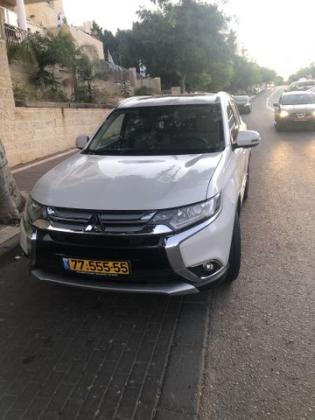 מיצובישי אאוטלנדר Premium אוט' 7 מק' 2.0 (150 כ''ס) בנזין 2017 למכירה במעלה אדומים