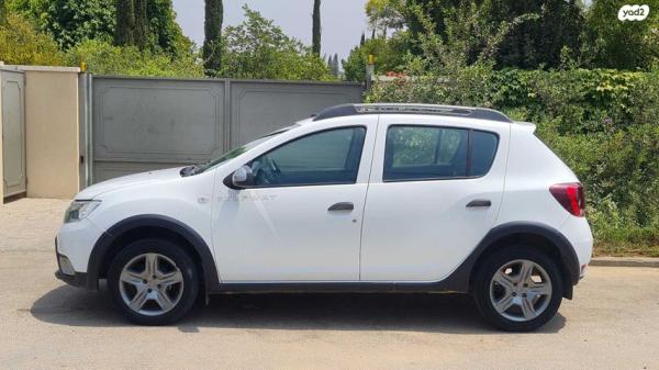 דאצ'יה סנדרו Stepway Laureate ידני טורבו דיזל 1.5 (95 כ''ס) דיזל 2019 למכירה בנהריה