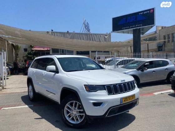 ג'יפ / Jeep גרנד צ'ירוקי 4X4 Laredo אוט' 5 מק' 3.6 (286 כ''ס) בנזין 2018 למכירה בראשון לציון