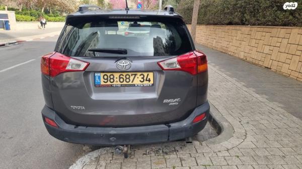 טויוטה RAV4 ארוך 4X4 GLI אוט' 2.0 (151 כ''ס) בנזין 2016 למכירה בהוד השרון