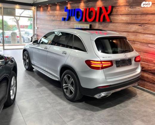 מרצדס GLC 4X4 GLC250 4MATIC Premium אוט' 2.0 (211 כ''ס) בנזין 2017 למכירה בחיפה