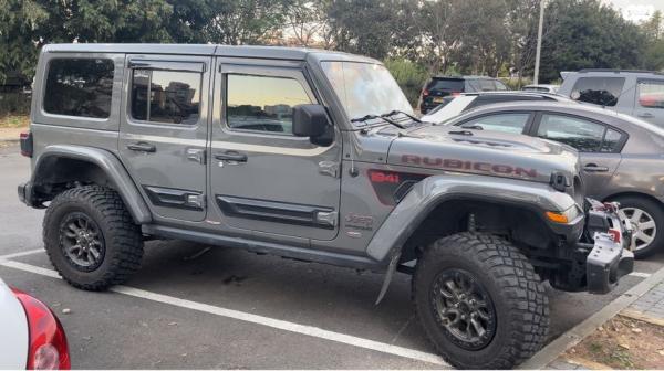 ג'יפ / Jeep רנגלר ארוך 4X4 Rubicon אוט' 3.6 (280 כ''ס) בנזין 2019 למכירה בראשון לציון