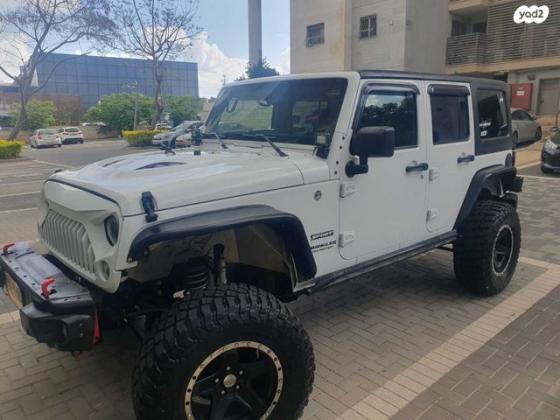 ג'יפ / Jeep רנגלר ארוך 4X4 Unlimited Sport אוט' 3.6 (280 כ''ס) ק'-2 בנזין 2017 למכירה בקדימה צורן