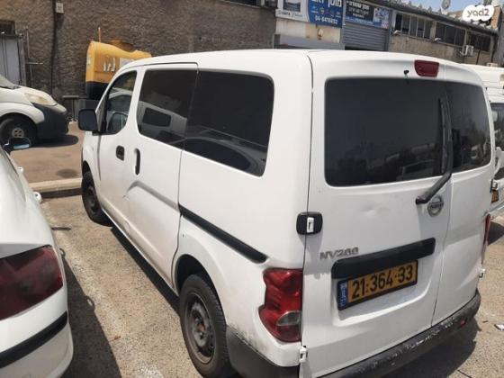 ניסאן NV200 Upper ידני דיזל 5 מק' 1.5 (90 כ''ס) דיזל 2015 למכירה בנהריה