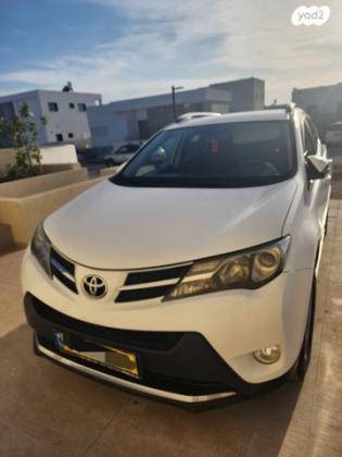 טויוטה RAV4 ארוך 4X4 Premium אוט' 2.0 (151 כ''ס) בנזין 2015 למכירה בעפולה