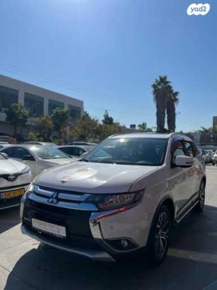 מיצובישי אאוטלנדר 4X4 Elite אוט' 7 מק' 2.0 (150 כ"ס) [2015 ואילך] בנזין 2017 למכירה בראשון לציון