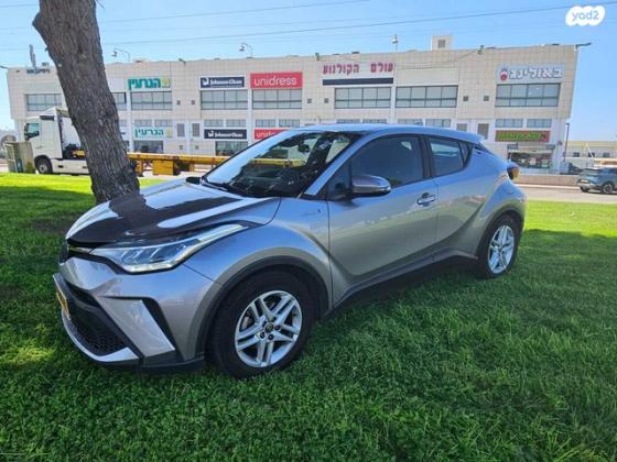 טויוטה C-HR Club הייבריד אוט' 1.8 (98 כ''ס) בנזין 2020 למכירה באשדוד