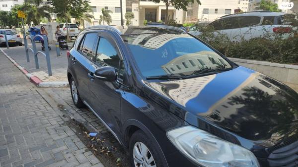 סוזוקי SX4 קרוסאובר GLX אוט' 1.6 (118 כ''ס) בנזין 2015 למכירה ברחובות