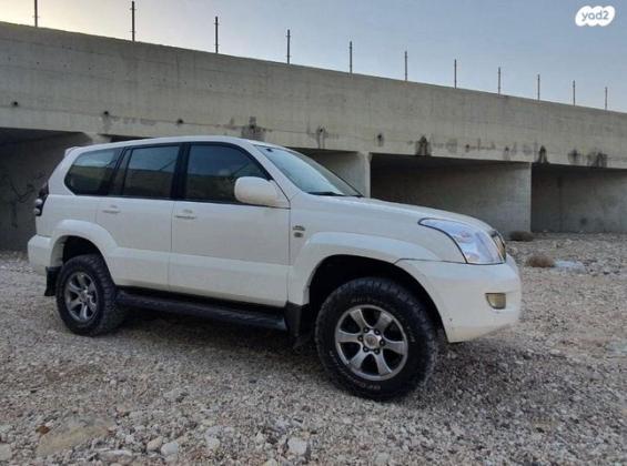 טויוטה לנד קרוזר ארוך 4X4 STD אוט' דיזל 8 מק' 3.0 (173 כ''ס) דיזל 2008 למכירה בשדרות