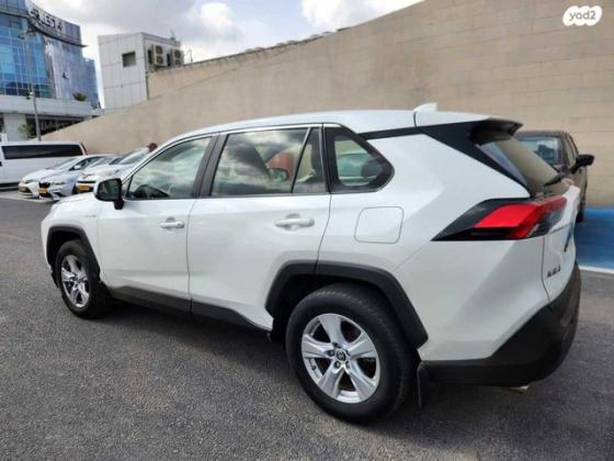 טויוטה RAV4 הייבריד E-volve הייבריד אוט' 2.5 (178 כ''ס) בנזין 2019 למכירה בראשון לציון