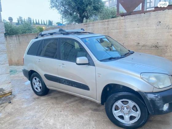 טויוטה RAV4 ארוך 4X4 STD אוט' 2.0 (150 כ''ס) [2001-2006] בנזין 2004 למכירה בעראבה