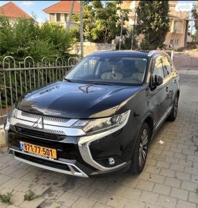 מיצובישי אאוטלנדר Premium אוט' 7 מק' 2.0 (150 כ''ס) בנזין 2020 למכירה בחדרה