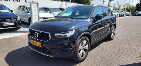 וולוו XC40 T4 Momentum with Leather אוט' 2.0 (190 כ''ס) בנזין 2019 למכירה בראשון לציון