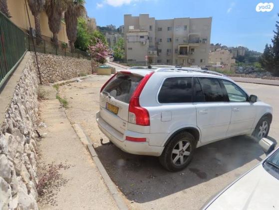 וולוו XC90 4X4 D5 אוט' דיזל 7 מק' 2.4 (200 כ''ס) דיזל 2014 למכירה בצפת