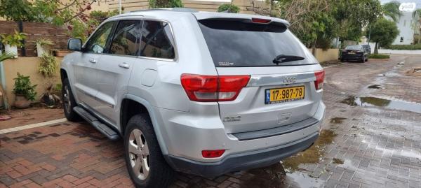 ג'יפ / Jeep גרנד צ'ירוקי 4X4 Laredo אוט' 3.6 (282 כ''ס) בנזין 2011 למכירה בתנובות