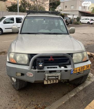 מיצובישי פג'רו ארוך 4X4 GLX אוט' דיזל 7 מק' 3.2 (165 כ''ס) דיזל 2002 למכירה בעתלית