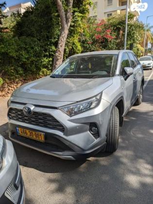 טויוטה RAV4 הייבריד E-xperience הייבריד 5 דל' אוט' 2.5 (178 כ''ס) בנזין 2019 למכירה ברעננה