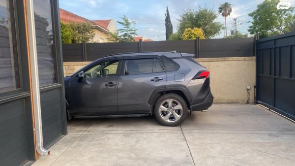 טויוטה RAV4 ארוך Extreme אוט' 2.0 (175 כ''ס) בנזין 2019 למכירה באחיסמך