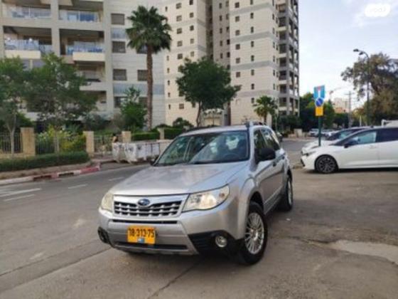 סובארו פורסטר 4X4 B אוט' 2.0 (150 כ"ס) [2011-2013] בנזין 2013 למכירה בפתח תקווה