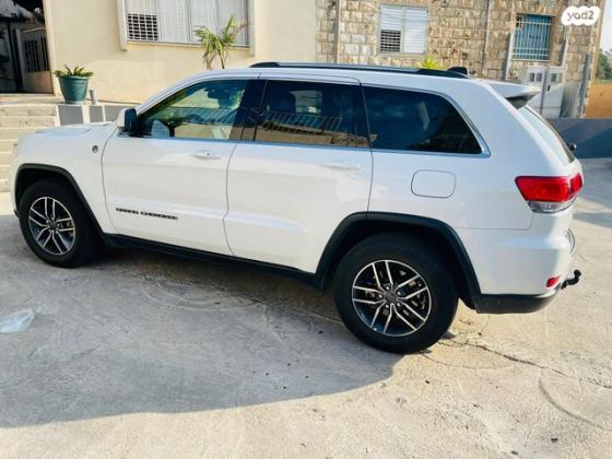 ג'יפ / Jeep גרנד צ'ירוקי 4X4 Laredo אוט' 5 מק' 3.6 (286 כ''ס) בנזין 2020 למכירה בנצרת