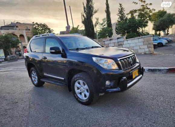 טויוטה לנד קרוזר קצר 4X4 Select 60th אוט' דיזל 3.0 (190 כ''ס) דיזל 2012 למכירה בירושלים