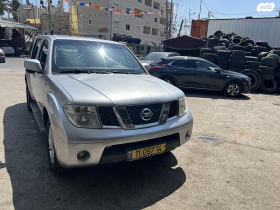 ניסאן פאת'פיינדר 4X4 LE אוט' דיזל 7 מק' 2.5 (171 כ''ס) דיזל 2006 למכירה בירושלים