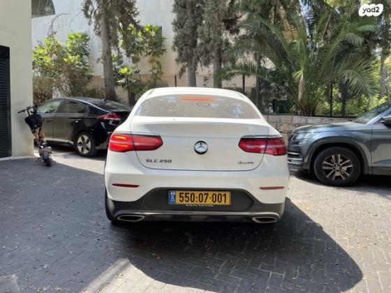 מרצדס GLC-Class קופה 4X4 GLC250 4MATIC Coupe AMG אוט' 2.0 (211 כ''ס) בנזין 2018 למכירה ברמת גן